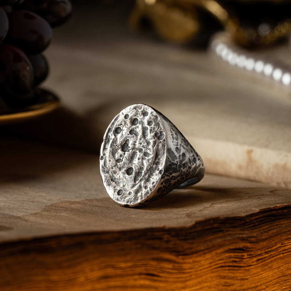The Moon Ring